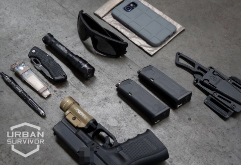 UrbanSurvivorDefensiveLoadOut