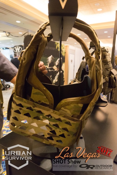 Velocity Systems & Mayflower RC SCARAB DLX Multicam